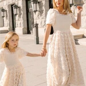 NWOT Ivy City Co Cloud Nine Sparkle Dress in White